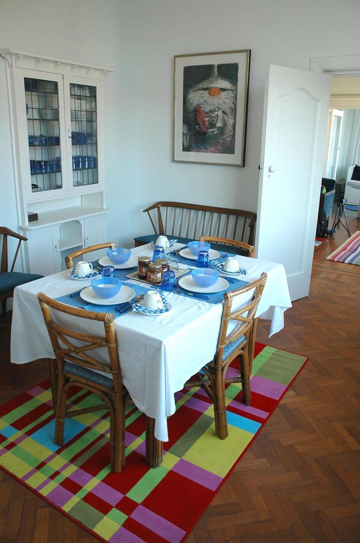 Bed & Breakfast Blue On Blue