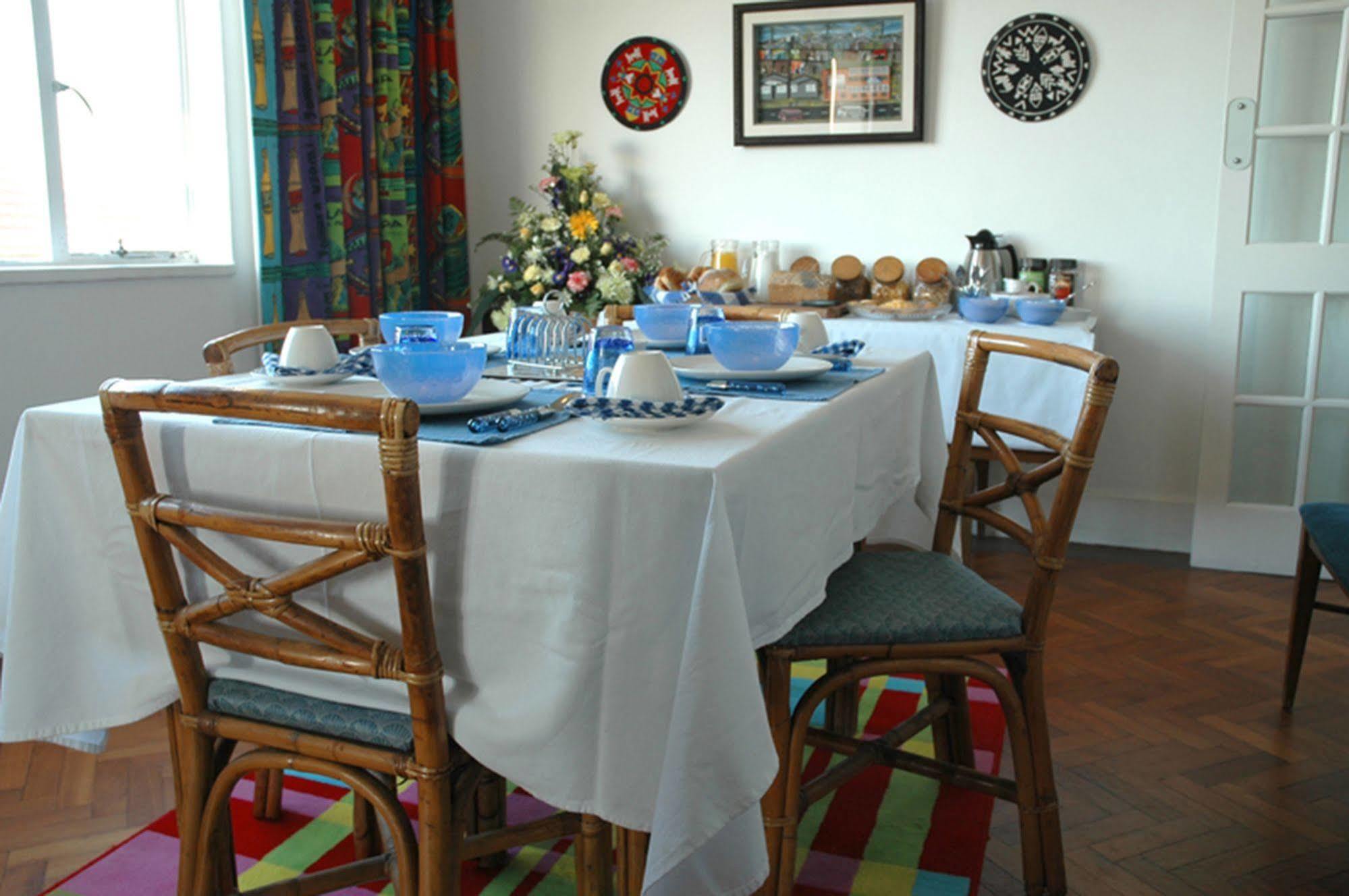 Blue On Blue 3* St James